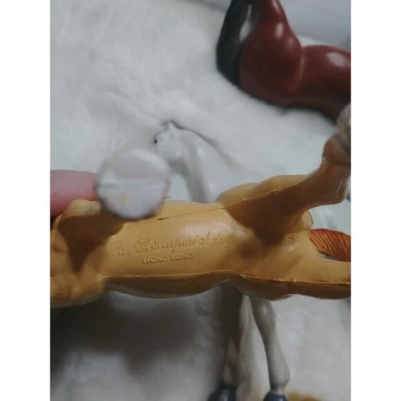 Vintage Imperial Toy Horses copyright 1975 lot - Picture 11 of 12